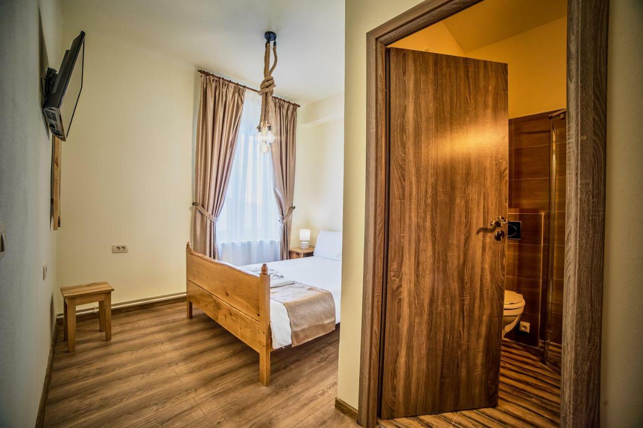 La Maisonnette Брашов Экстерьер фото