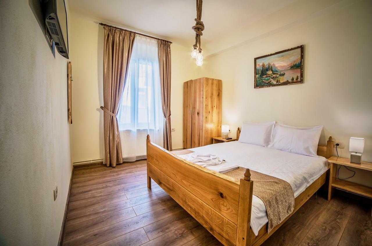 La Maisonnette Брашов Экстерьер фото